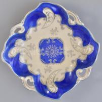 Schlegelmilch porcelán tál. Kézzel festett,  jelzett, kis kopással 19x19 cm