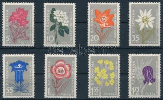 1957 Kárpátok virágai sor, Carpathian flowers set Mi 1647-1654