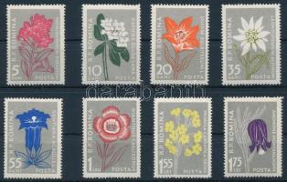 1957 Kárpátok virágai sor, Carpathian flowers set Mi 1647-1654