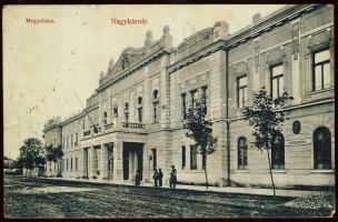 Nagykároly town hall (fl)