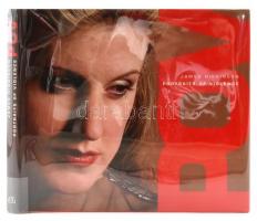 James Higginson: Portraits of violence. Los Angeles, én., d3G Press. Színes fotókkal gazdagon illusztrálva. Kartonált papírkötésben, nylon-védőborítóban. Szép állapotban. James Higginson által dedikált példány. Angol nyelven.