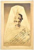 1914 Milda Langenfeld fotója saját kezű aláírásával, kartonra ragasztva, 25x15,5 cm