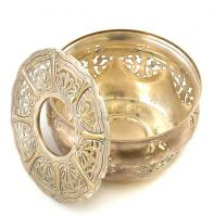 Ezüstözött alpakka ékszertartó, jelzett, horpadással, kopásokkal, d: 11 cm, m: 6 cm