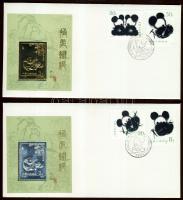 Kína 1985. "Nagy panda bélyeg" emlékérem párban, aranyozott + ezüstözött, érmés, bélyeges borítékon T:1