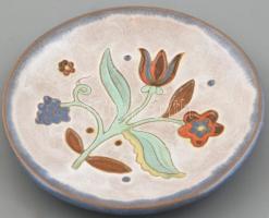 Gádor István (1891-1984): Virágos tálka, mázas kerámia, jelzett, hibátlan, m: 2 cm, d: 13 cm