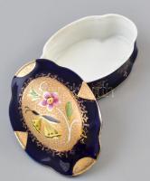 Alt Wien porcelán ékszeres dobozka. Matricás, jelzett, hibátlan. 13x8,5 cm
