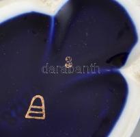 Alt Wien porcelán ékszeres dobozka. Matricás, jelzett, hibátlan. 13x8,5 cm