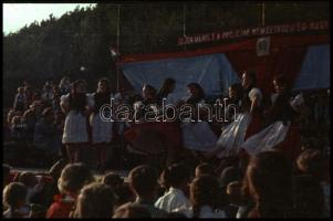 1955 Május elsejei ünnepség Nógrádban, színes negatív és dia tekercs