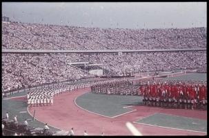 1953 Budapest, Népstadion avatása, egy néző színes diafelvételei, 11 kocka tekercsben