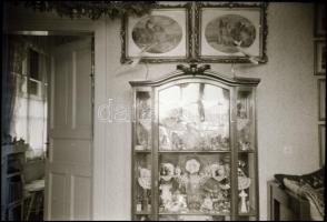 Lakásbelsők, bútorok, 6 db fotónegatív, 6×9 cm