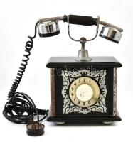 1983 Retró szovjet tárcsázós telefon, "Kijev" címerrel, rozsdás, kopottas állapotban, 20x14,5x29 cm