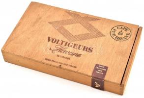 Voltigeurs Havane francia fa szivaros doboz zárjeggyel, kisebb sérülésekkel, 20,5x12x3 cm