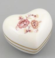 Aquincum porcelán szív alakú ékszertartó. Kézzel festett, jelzett, kis kopással. 6,5 cm