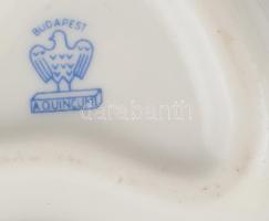 Aquincum porcelán szív alakú ékszertartó. Kézzel festett, jelzett, kis kopással. 6,5 cm