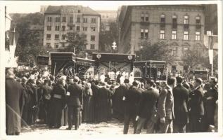1930 Budapest I. Vérmező, a pápai legátus tábori miséje a Szent Imre ünnepségek alkalmából. Macsi András fotoriporter, photo