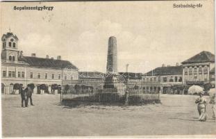 1917 Sepsiszentgyörgy, Sfantu Gheorghe; Szabadság tér, szobor, állami polgári leányiskola, városháza, Városi Nagy Szálloda, Berkovics Herman üzlete / square, statue, girl shool, shops, town hall, hotel