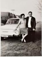 cca 1917-1980 Autókat, buszokat, egyéb járműveket ábrázoló fényképek, 120 db fotó, köztük több felir...