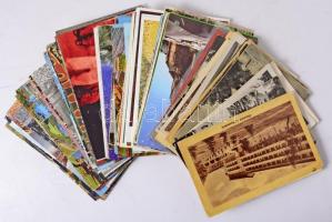 Kb. 100 db MODERN magyar és külföldi város képeslap / Cca. 100 modern Hungarian and other town-view postcards