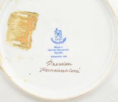 4 db kínai mintás dísztányér H. T. Dresdner handmalerei. 3 db sárkányos, egy kínai jelenetes. XX: sz...