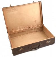 Nagy méretű, háború előtti bőr bőrönd, Gloria jelzéssel, fém fogantyúval, kulcs nélkül, viseltes áll...