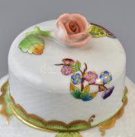 Herendi Viktória mintás porcelán urnaváza, fedelén plasztikusan rózsával díszített, kézzel festett, ...