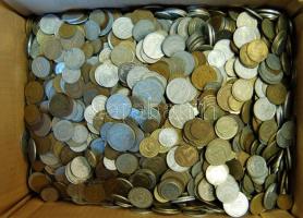 14,8kg vegyes fémpénz a volt szocialista táborból T:vegyes
