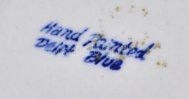 Delft kékfestésű cukordoboz. Máz alatti kék festéssel, jelzett, hibátlan. d: 10 cm