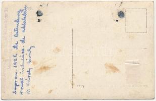 1921 Október 22. Ostenburg vonat indulásra készen a Budaörsi csata felé. Középen Ostenburg, a vonat ...