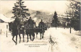Husaren-Vorpatrouille in den verschneiten Bergen der Bukowina / WWI Austro-Hungarian K.u.K. military, hussar patrol in the snow-covered mountains of Bukovina