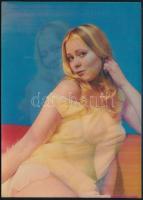 cca 1970 Vetkőztetős dimenziós képeslap, szolidan erotikus felvétel, 14,5x10,5 cm