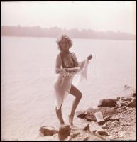 cca 1985 körül, Menesdorfer Lajos (1941-2005) budapesti fotóművész hagyatékából 13 db vintage NEGATÍ...