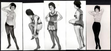 cca 1972 A szexi vetkőzést is tanulni kell, szolidan erotikus felvételek, 5 db vintage fotó, 15x6,8 cm
