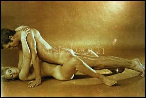 cca 1980 Örömszerző formációs gyakorlatok, szolidan erotikus felvételek, 12 db vintage NEGATÍV, 24x3...