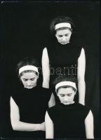 1966 Kolláth Mária: Pantomim c. vintage fotóművészeti alkotása, feliratozva, 24x17,2 cm