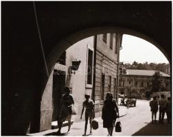 cca 1960-as évekből 13 db vintage NEGATÍV Kotnyek Antal (1921-1990) budapesti fotóriporter hagyatéká...