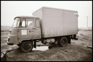 cca 1978 Teherautó, hűtőszekrénnyel felszerelve, külső-belső felvételek, Magyar Alfréd budapesti fot...