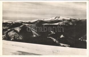 Volóc, Volovec, Volovets; Sztoj (Asztag) és Plaj hegyek. Schönfeld Henrik kiadása / mountains