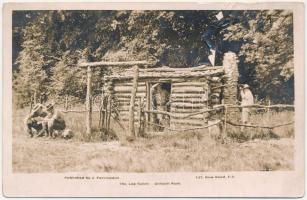 The Los Cabin. Gilwell Park. British boy scouts (b)