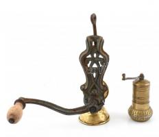 cca 1930 Antik fém mákdaráló, kopott, rozsdafoltokkal, 22x6x16 cm + réz borsdaráló betéttel, m: 10 c...