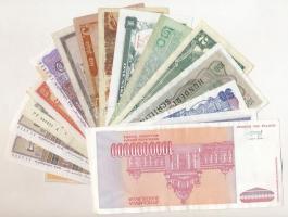 16db-os, főleg külföldi bankjegytétel, közte NDK 1964. 5M + Amerikai Egyesült Államok 2009. 2$ + Aus...