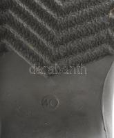 Rendőr gyakorló bakancs két pár. Surranó. 40-es méretben, jó állapotban.2 db