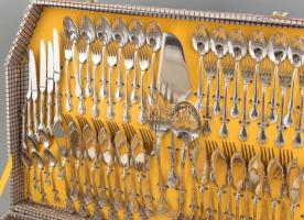 114 db-os 12 személyes evőeszközkészlet, eredeti dobozában, jó állapotban