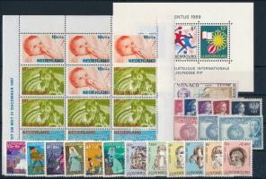 Vegyes külföldi bélyegek 2 stecklapon: 40 klf bélyeg és 6 klf blokk 40 different stamps + 6 differen...