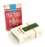 2 pakli bontatlan cigaretta (Pall Mall és Fortuna)