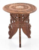 Régi, díszes faragott fa asztalka, szétszedhető, m: 32 cm, d: 29,5 cm