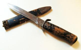 Katonai oldalfegyver (tőr) fa tokjában (tok törött)