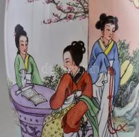 Kínai porcelán váza, kézzel festett, jelzett, hibátlan, m: 30 cm