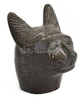 Egyiptomi macskaistenséget ábrázoló szoborfej, karcolásokkal, jelzés nélkül, zsírkő, m: 15,5 cm
