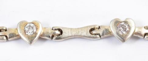 Ezüst(Ag) szívecskés karkötő, jelzett, h: 18 cm, bruttó: 7,94 g