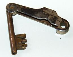 Régi kihajtható kulcs